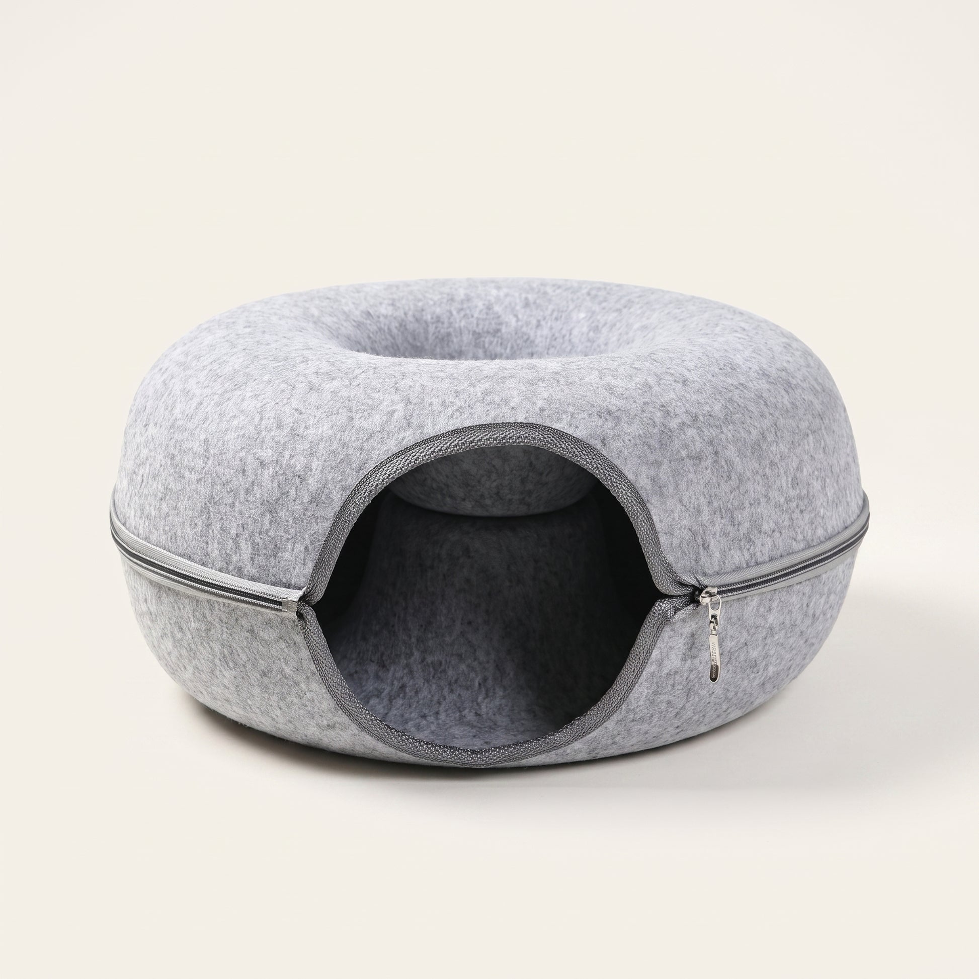 The Kinning Haven™ — Premium Felt Lounge & Cave